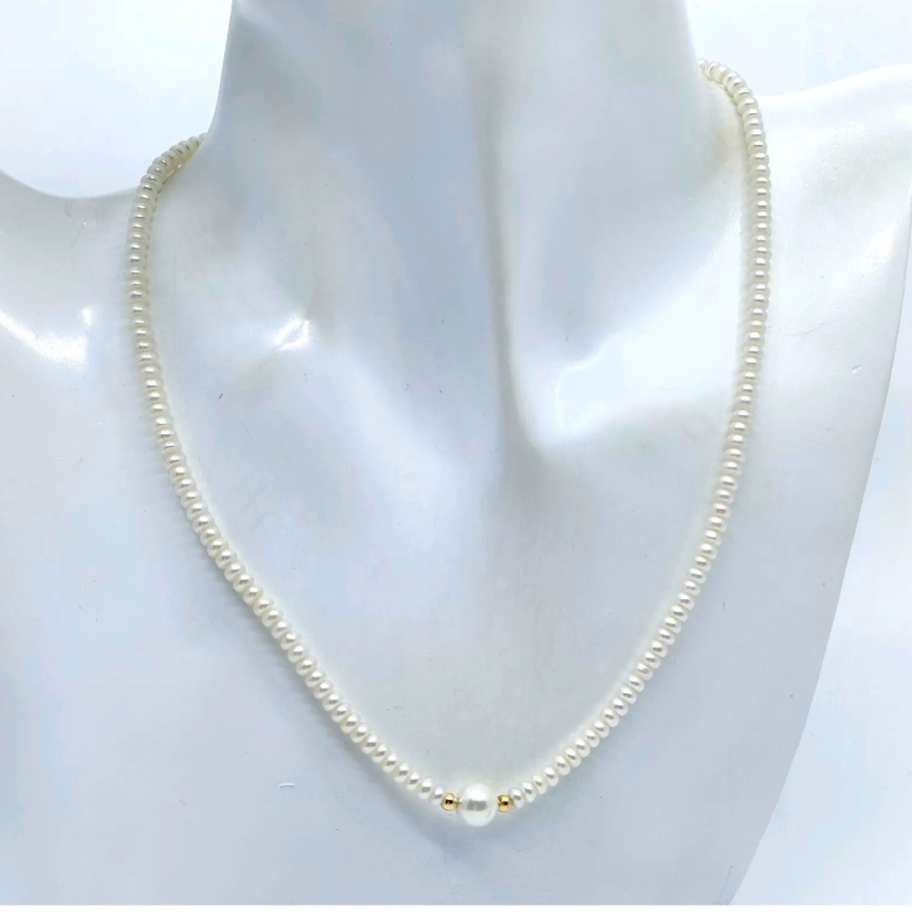 18K clasp Akoya Pearl Pendant with fresh water pearls